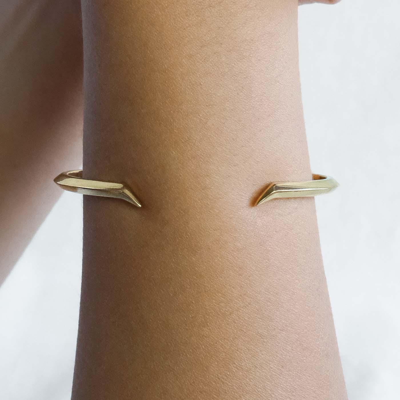 Fang Bangle in Yellow Gold Vermeil